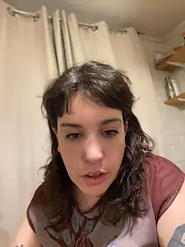 Chat +18 de gattasromanxxe ao vivo