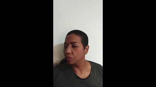rochyy01's Webcam Show