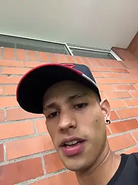 HarryGaze: διαδικτυακό σόου στην κάμερα