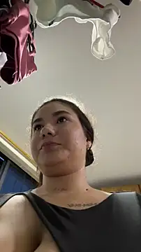 LaiaGomez – live chatrum
