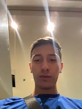 Thiago_Jones1 Pertunjukan Webcam
