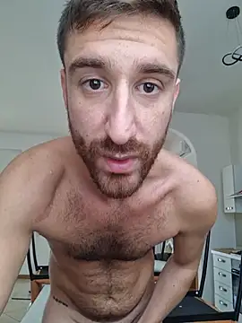 simo1097 Show in webcam