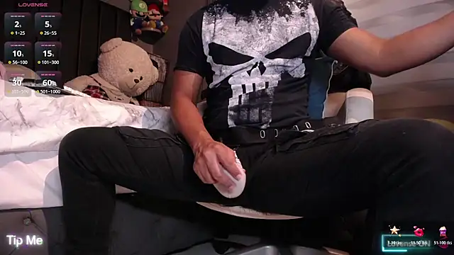 dirty_27cms: διαδικτυακό σόου στην κάμερα