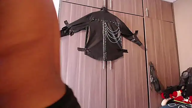 dirty_27cms Шоу с уебкамера