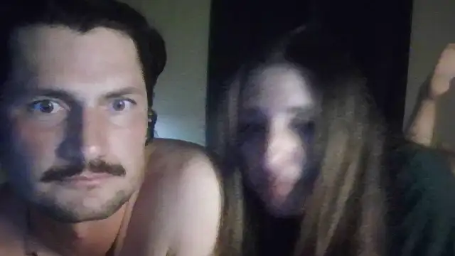 عرض كام DaddysWetMouth