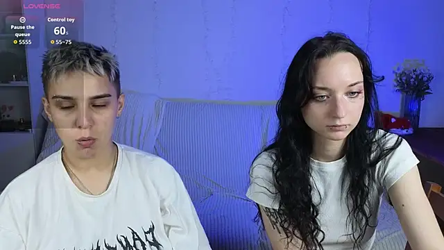 LuxuryLoverss Webcam show