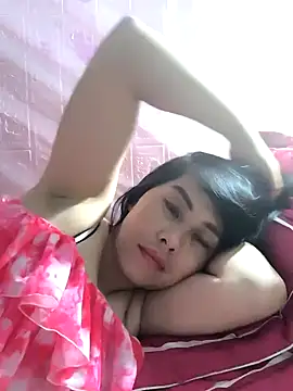 juicy-milu's Webcam Show