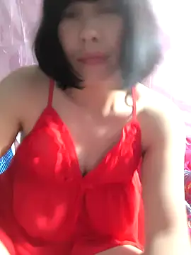 Show de juicy-milu na webcam