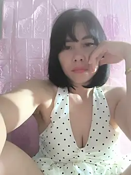 juicy-milu Chat XXX live
