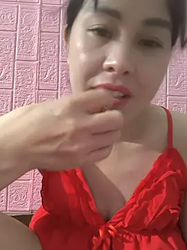 juicy-milu's Webcam Show