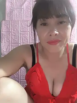 juicy-milu – Kamerová šou