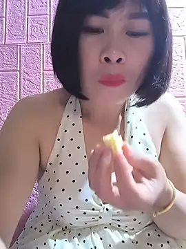juicy-milu Webcam-Show