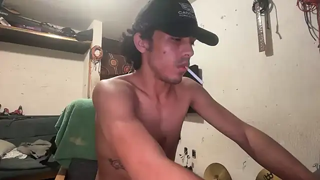 luiscachondito99 – webcam-show
