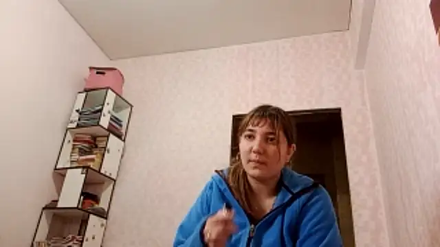 JanineThielman's Live Chat Room