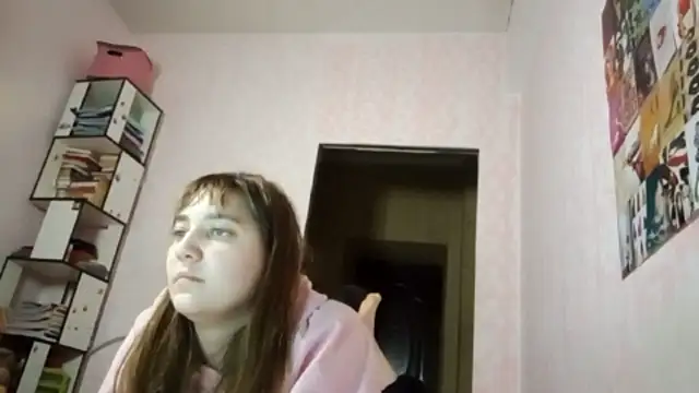Živá chatovací místnost JanineThielman