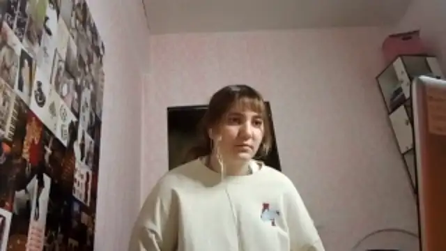 JanineThielman's Live Chat Room