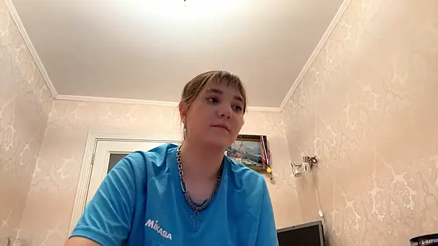 חדר צ'אט בשידור חי של JanineThielman
