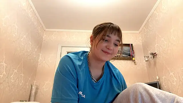 חדר צ'אט בשידור חי של JanineThielman