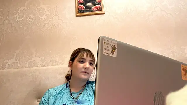 Chat XXX en directo de JanineThielman