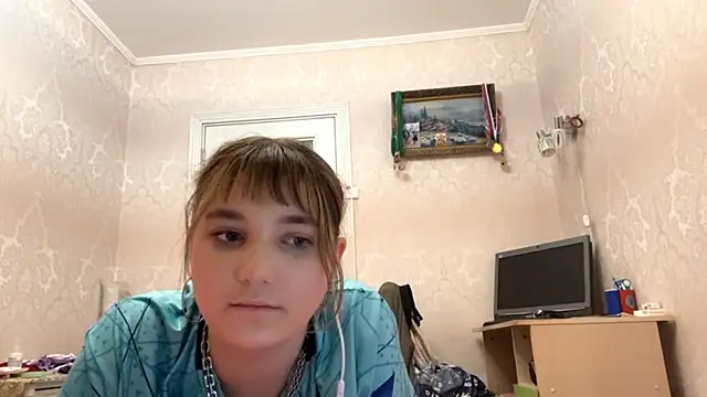 חדר צ'אט בשידור חי של JanineThielman