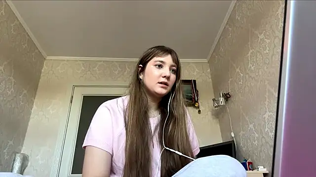 XXX chat uživo modela JanineThielman