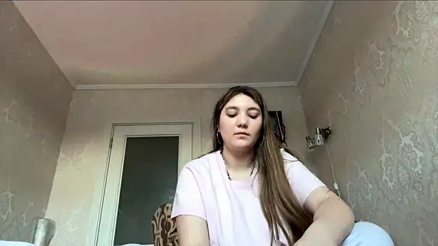 XXX chat uživo modela JanineThielman