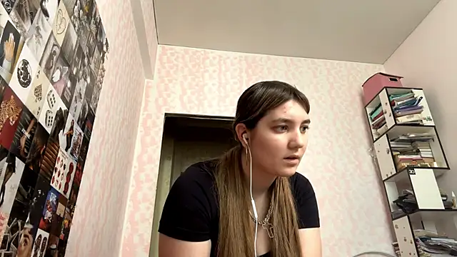 JanineThielmann Live XXX chat