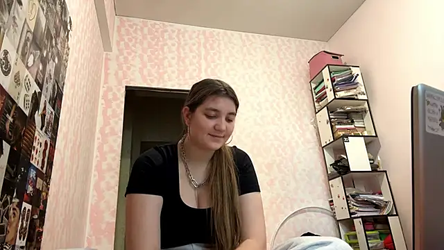 JanineThielman's Live XXX Chat