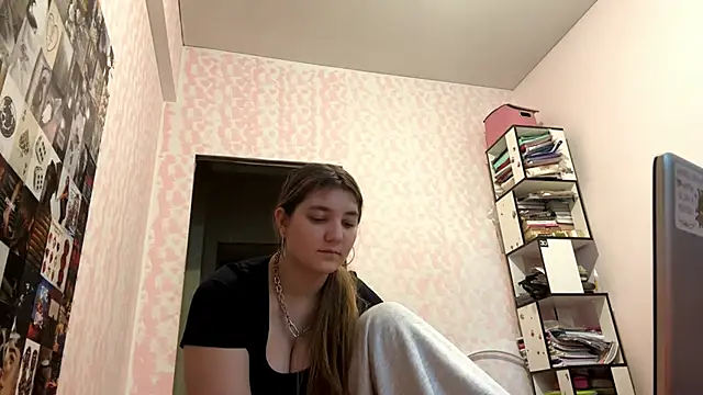 JanineThielman 即時 XXX 聊天