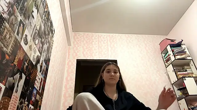 JanineThielman live XXX chat