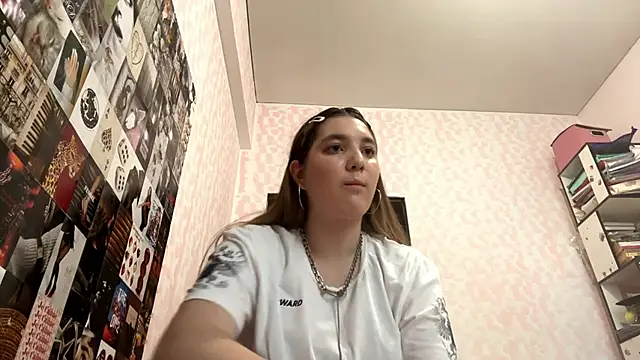 JanineThielman's Live XXX Chat