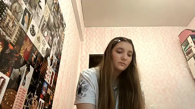 XXX chat uživo modela JanineThielman