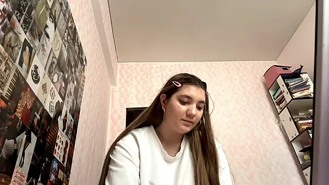 JanineThielman Adlı Modelin Canlı XXX Sohbeti