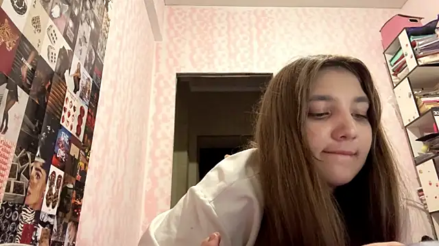 JanineThielman's Live XXX Chat