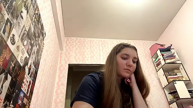 Chat +18 de JanineThielman ao vivo