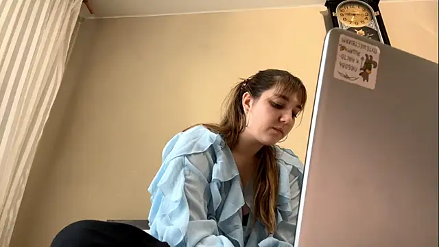 JanineThielman's Live XXX Chat