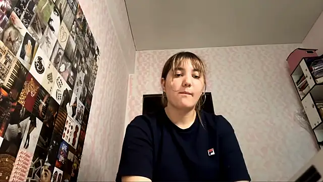 JanineThielman Adlı Modelin Canlı XXX Sohbeti