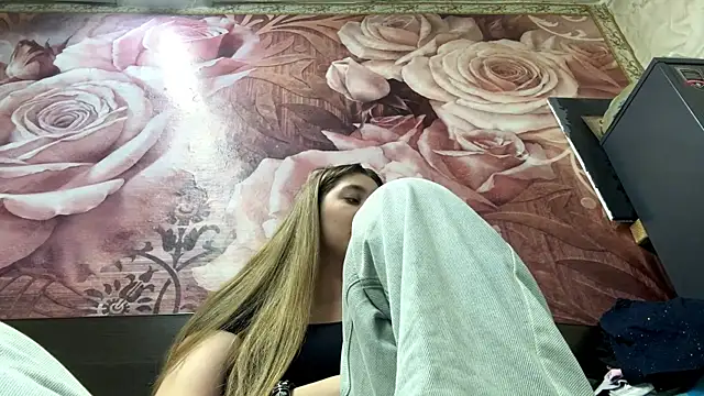 JanineThielman's Webcam Show