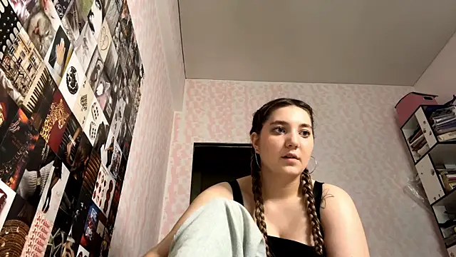 JanineThielman Adlı Modelin Web Kamerası Şovu