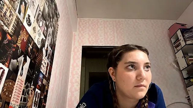 Chat XXX en directo de JanineThielman