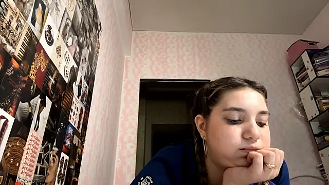 JanineThielman Chat XXX in diretta