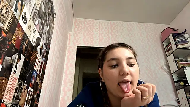 Онлайн чат XXX JanineThielman