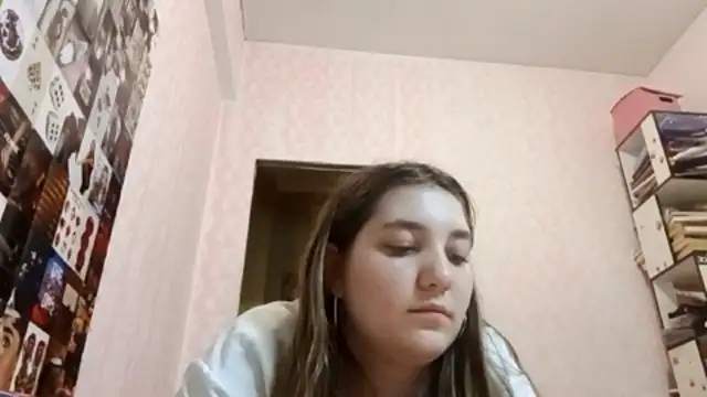 צ'אט XXX בשידור חי של JanineThielman