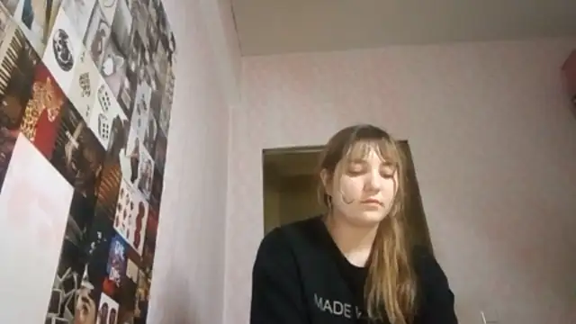 JanineThielman's Live XXX Chat