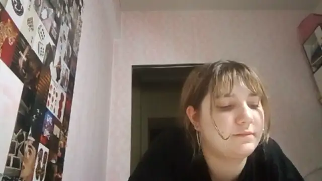 JanineThielman Adlı Modelin Web Kamerası Şovu