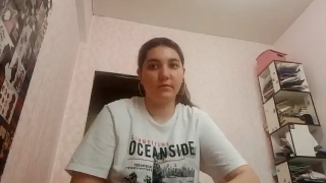 عرض كام JanineThielman