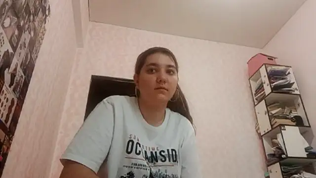 JanineThielman Adlı Modelin Web Kamerası Şovu
