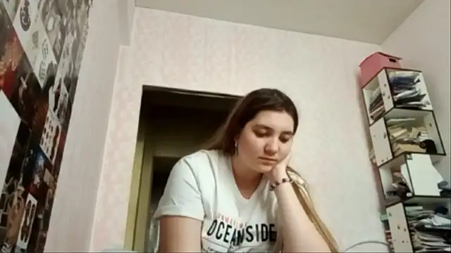 Chat +18 de JanineThielman ao vivo
