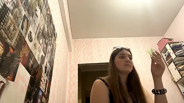 Chatroom XXX en direct de JanineThielman