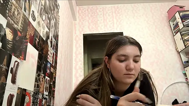 JanineThielman's Live XXX Chat